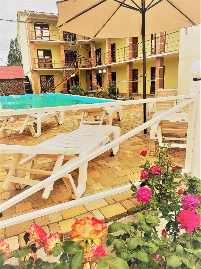 Solnechnaia Dacha Aparthotel Zatoka Exterior photo